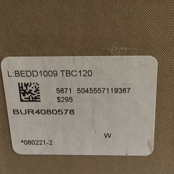 BURBERRY SUNGLASSES FOR WOMEN. - Picture 11 of 11